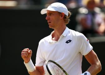 Federer out of Wimbledon