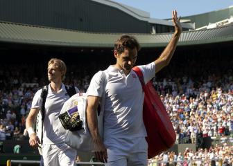 Federer will struggle away from Wimbledon, says Henman