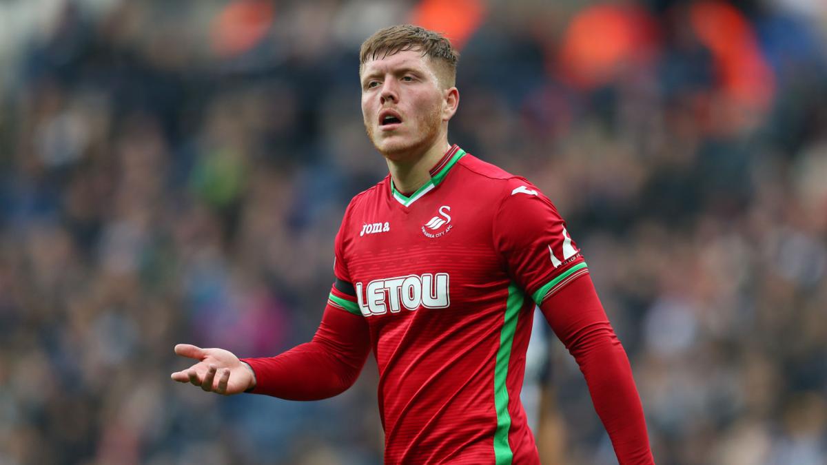 Fulham complete swoop for Swansea's Mawson