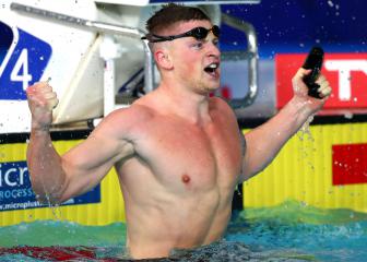 Adam Peaty smashes 100m breaststroke world record