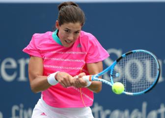 Rain halts Halep; Muguruza bows out and Wozniacki retires