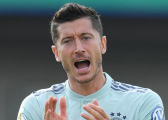 Lewandowski hits out at Bayern bosses