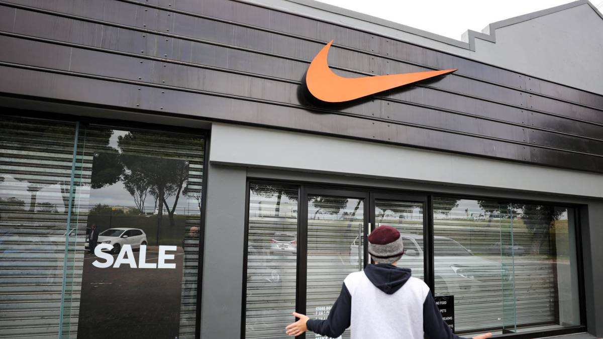 Nike closes stores in South Africa following outcry over racist post - www.paulmartinsmith.com