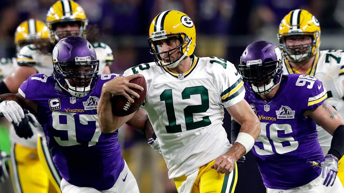 Rodgers injury update: Vikings expect Packers QB who ‘walks on water’ to play