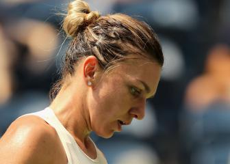 Halep aggravates back injury in China Open retirement