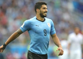 Luis Suárez sits out Uruguay duties for birth of third child