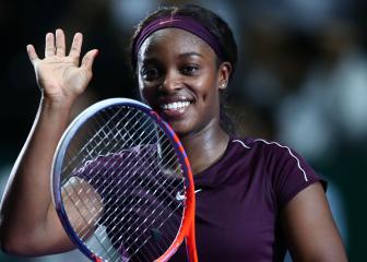 Stephens sees off Osaka in see-saw Singapore battle