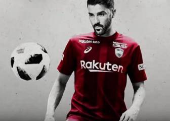 Villa joins Iniesta at Japanese club Vissel Kobe