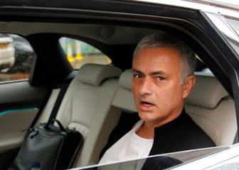 United shares experience surge after Mourinho dismissal