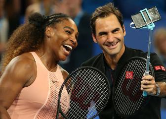Federer triumphs over Serena in 'super cool' Hopman Cup encounter