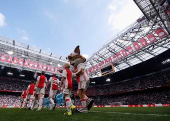Erratic Ajax prepare for Madrid with defeat away to Heracles