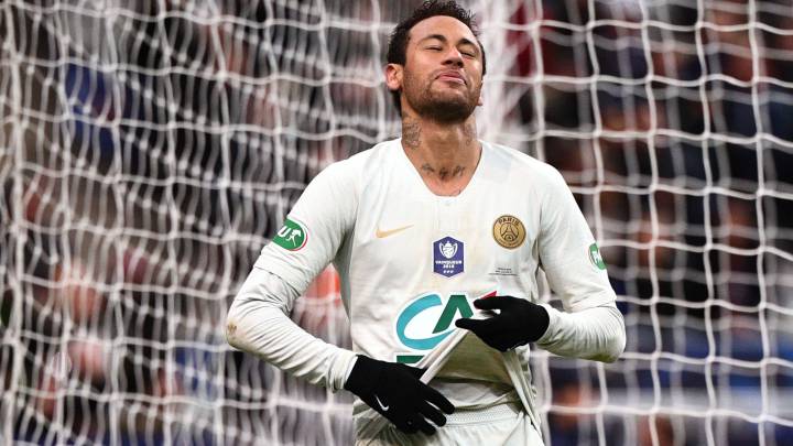 Neymar scores on starting return but Rennes stun PSG to lift cup