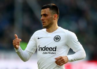 Eintracht Frankfurt complete permanent Kostic signing