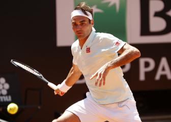 Injured Federer facing Roland Garros fitness concerns