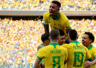 Samba swagger returns for Brazil as they put five past Peru