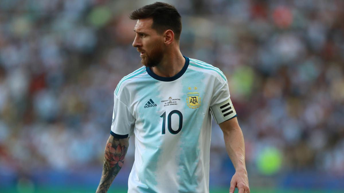 Messi still vital for Argentina – Scaloni