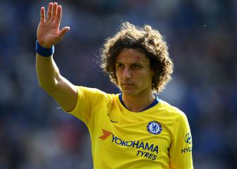 David Luiz completes stunning £8m Arsenal move