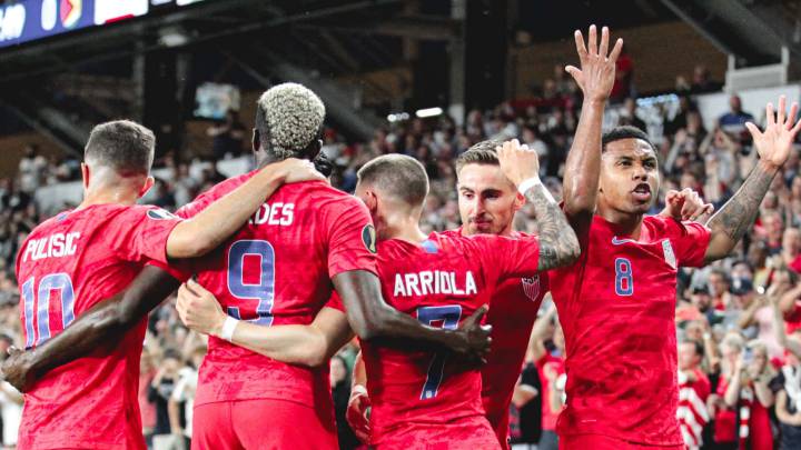 USMNT celebrates its victory against Jamaica at the 2019 Gold Cup
