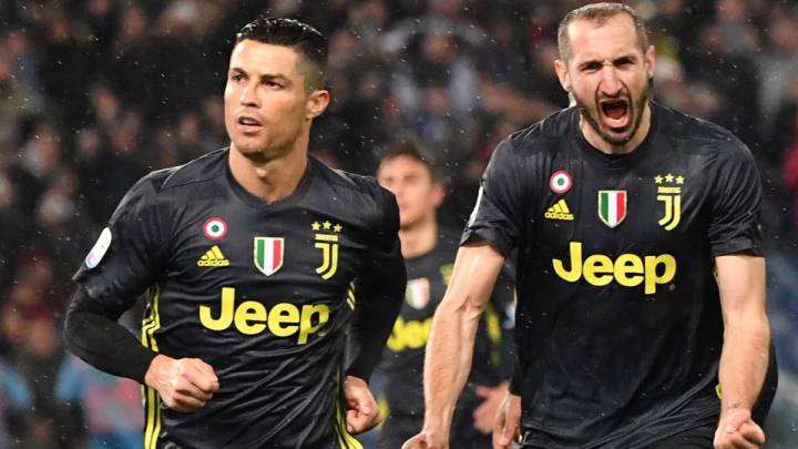 Juventus Chiellini Marvels At Hyena Ronaldos Work Ethic