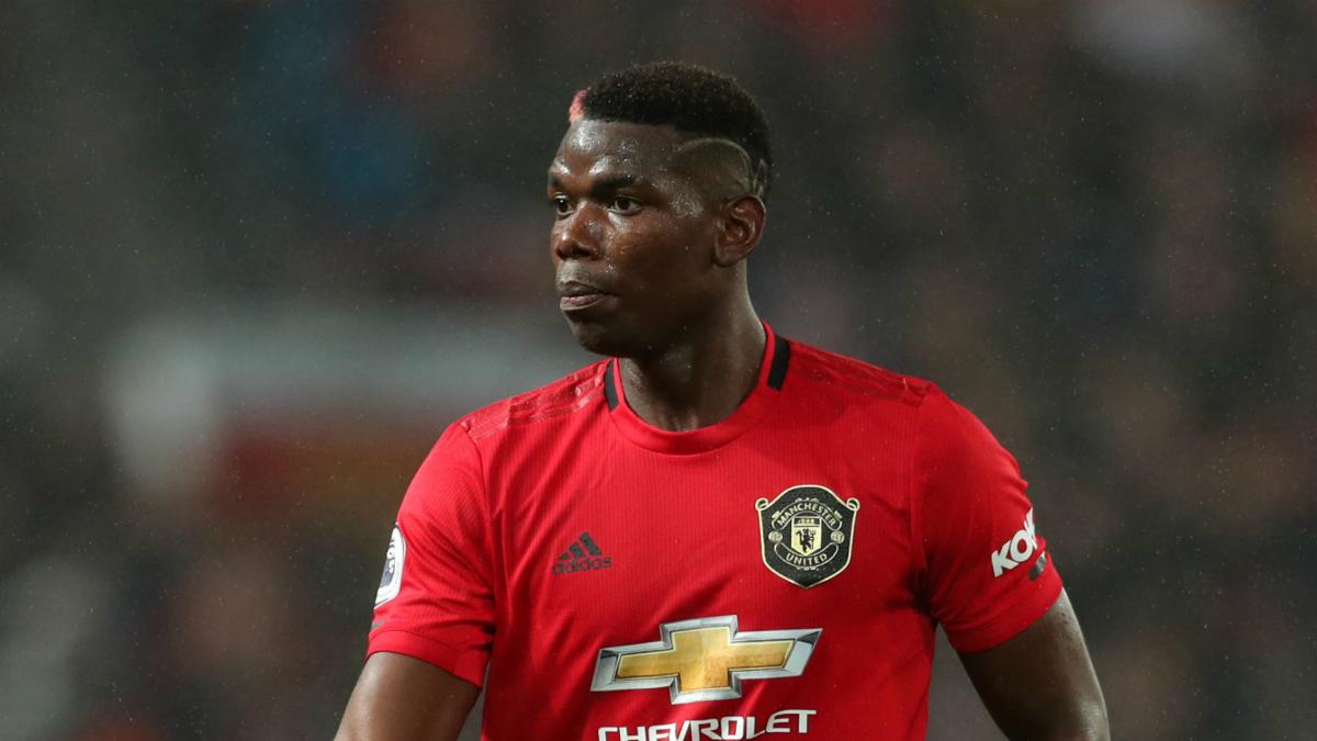 Pogba has cast removed in boost for Man United