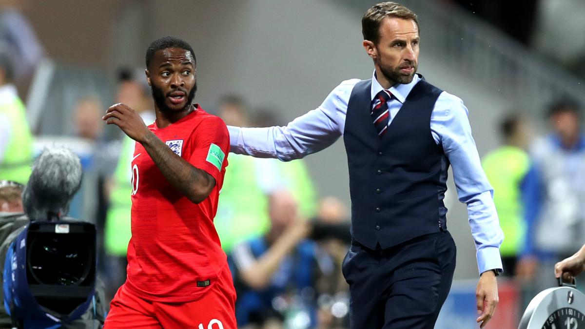 Ferdinand accuses Southgate of hanging Sterling out to dry