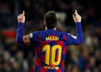 Leo Messi overtakes Cristiano Ronaldo's LaLiga hat-trick record