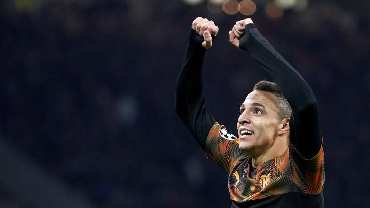 Rodrigo Goal Enough For Valencia To Eliminate Ajax And Progress As Com