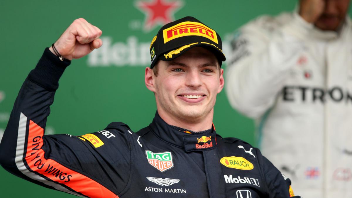 Max Verstappen signs Red Bull contract extension to 2023 - AS.com