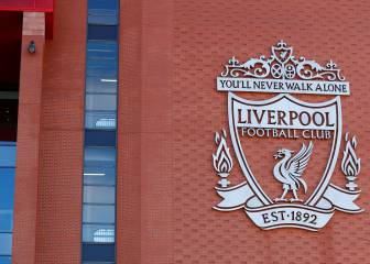 Premier League suspended with Liverpool on the brink of title