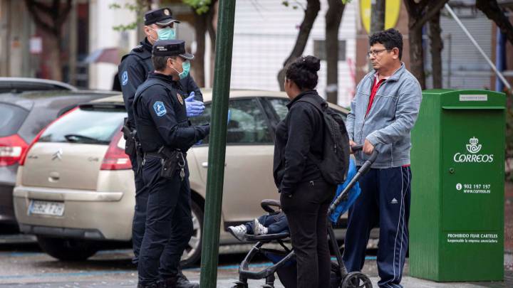 Coronavirus Spain Orders Complete Border Shut Down As Com
