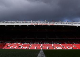 Manchester Utd commit to paying casual staff during crisis