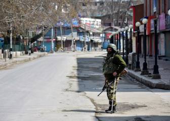 India under lockdown for 21 days to fight coronavirus