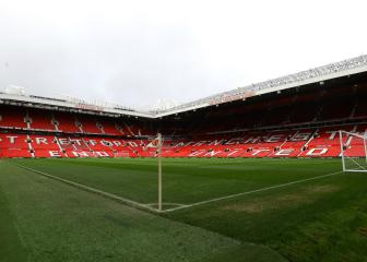 Man Utd to refund season-ticket holders if remaining games called off