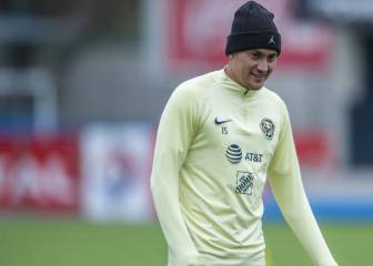 Nicolás Castillo is back training for the first time post surgery