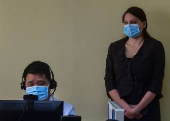 Coronavirus symptom checker: Covid-19 advice in the USA and UK