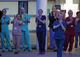 UK coronavirus situation: total cases and deaths