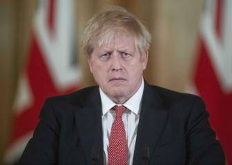 Boris Johnson spends night in hospital