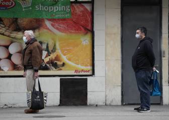 USA coronavirus situation: total cases and deaths