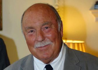 Tottenham legend Jimmy Greaves admitted to hospital