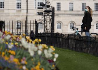 UK coronavirus situation: total cases and deaths