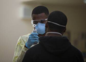 USA coronavirus situation: total cases and deaths