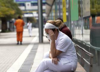 Coronavirus live: global cases pass 2,000,000