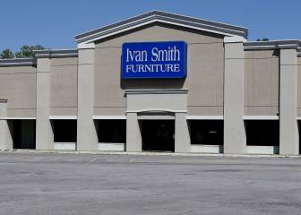 USA coronavirus situation: total cases and deaths