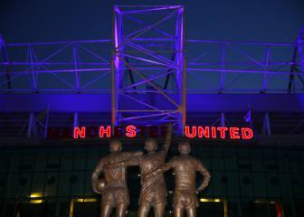 UK coronavirus situation: total cases and deaths