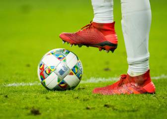 Bundesliga leads way as UK makes plans for Premier League return