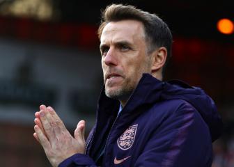 Phil Neville to leave England role before delayed Euros