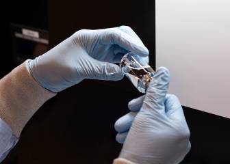 Nasal spray against coronavirus being developed in UK