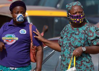 How to make a face mask using a bandana, without sewing