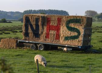 UK government plans for next phase but warns of a point of 