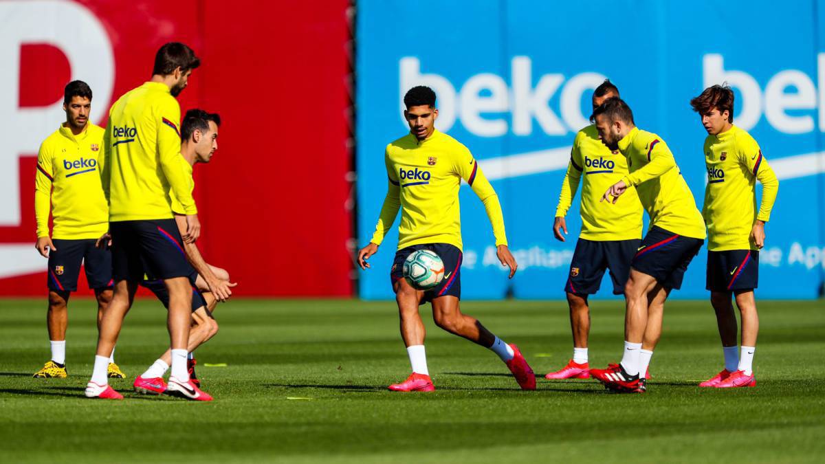 Spanish clubs return to training in groups of 10 in \